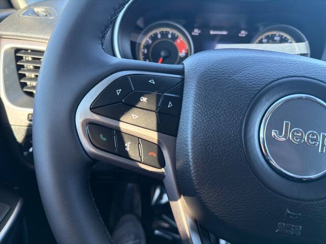 2022 Jeep Cherokee Latitude Lux