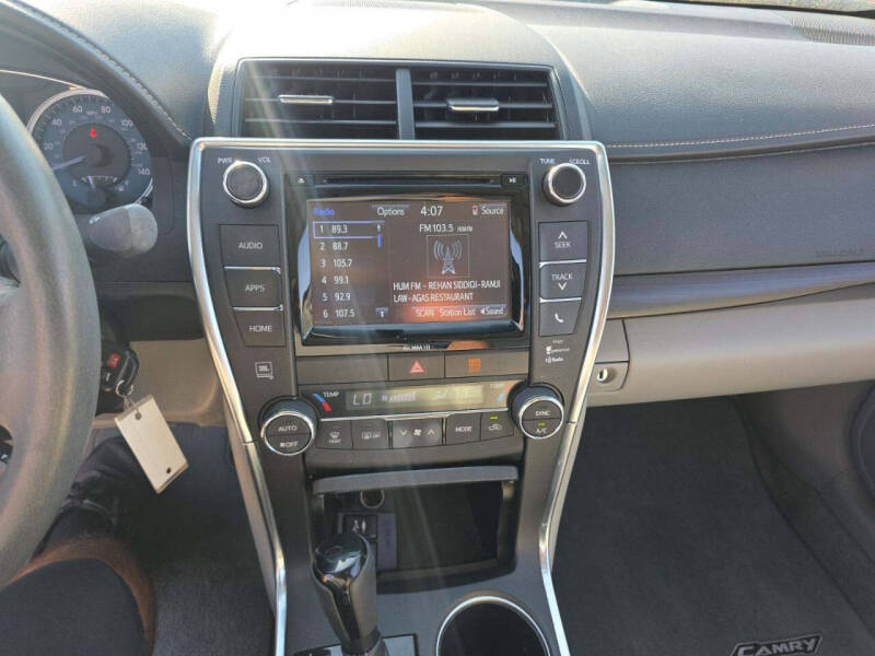 2017 Toyota Camry XLE