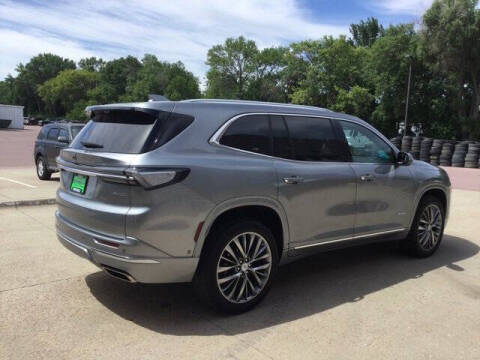 2025 Buick Enclave Avenir