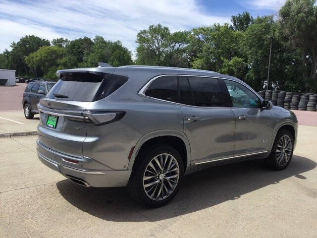 2025 Buick Enclave Avenir