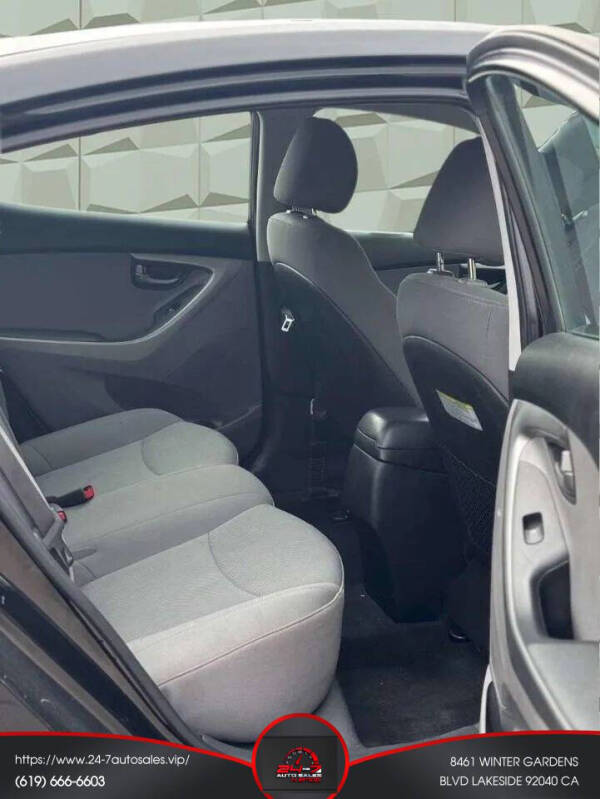 2014 Hyundai Elantra SE