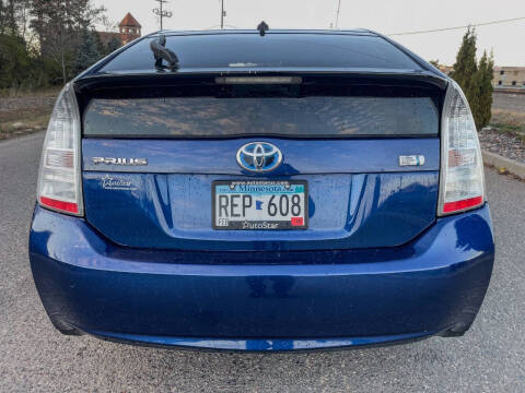 2010 Toyota Prius III