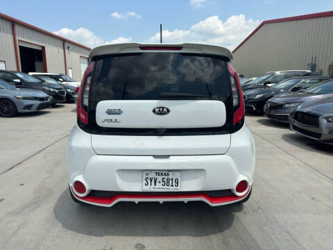 2014 Kia Soul +