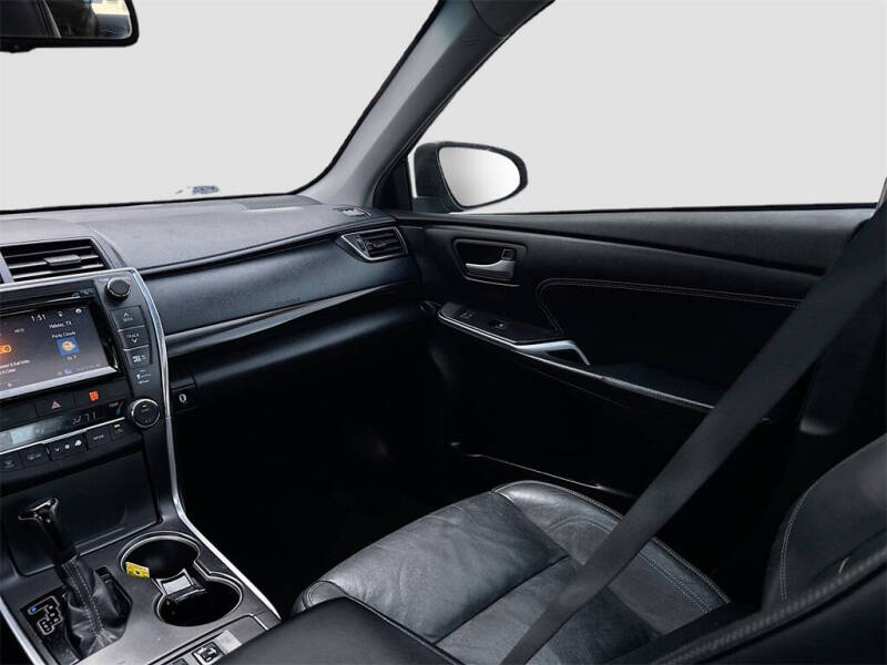 2015 Toyota Camry XLE