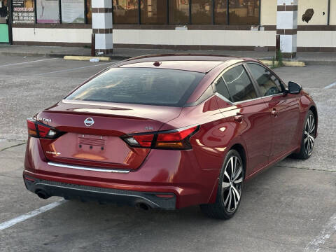 2019 Nissan Altima 2.5 SR