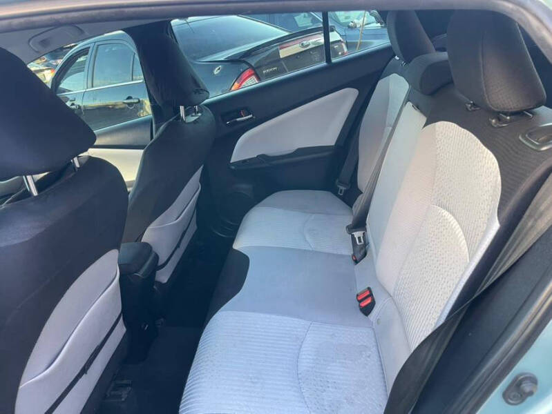 2017 Toyota Prius