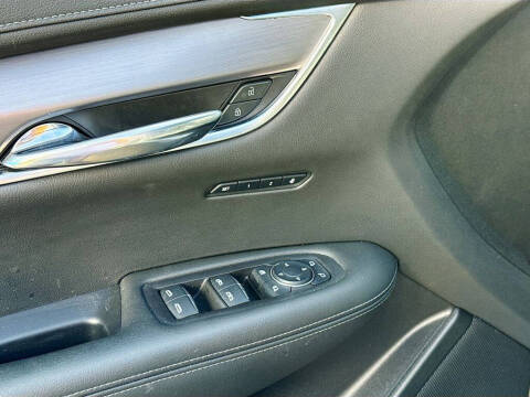 2024 Cadillac XT6 Luxury