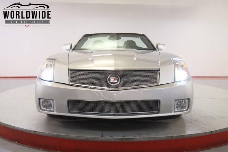 2006 Cadillac XLR-V