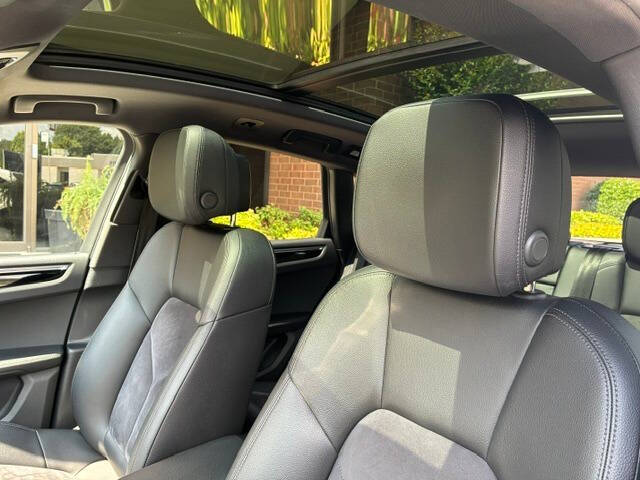 2021 Porsche Macan