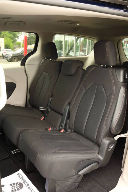 2017 Chrysler Pacifica Touring