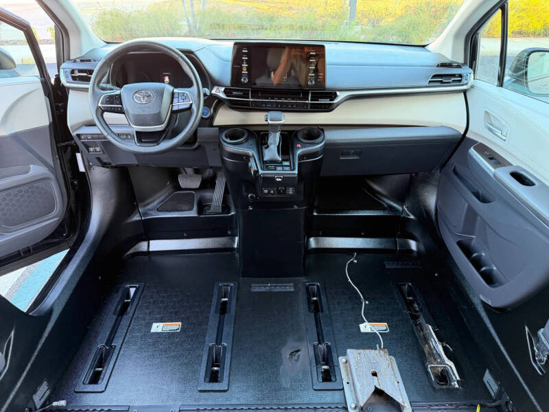 2023 Toyota Sienna