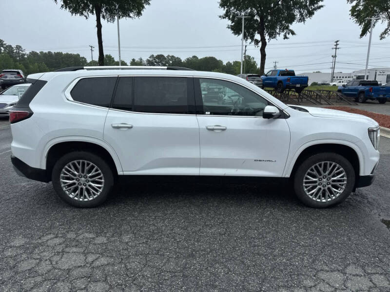 2024 GMC Acadia Denali