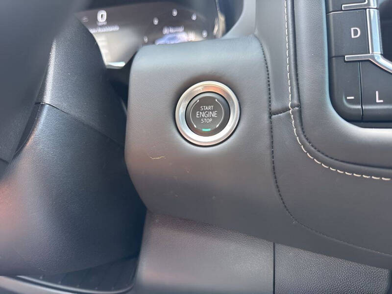 2024 GMC Yukon Denali Ultimate
