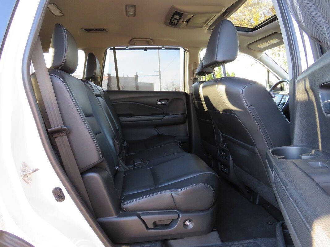 2018 Honda Pilot for sale at Vrbo Motors in Linden, NJ