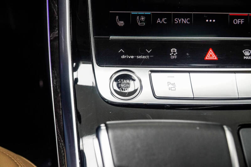 2021 Audi Q8 quattro Prestige 55 TFSI