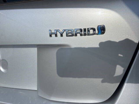 2016 Toyota Prius Two