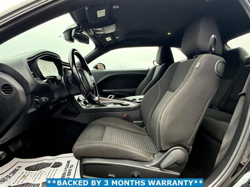 2021 Dodge Challenger SXT