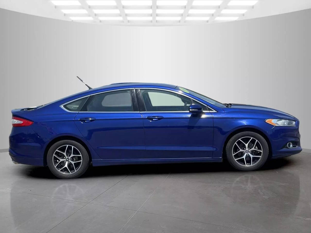 2016 Ford Fusion for sale at Used Cars Toledo in Oregon, OH