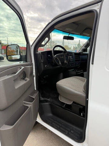 2018 Chevrolet Express 2500