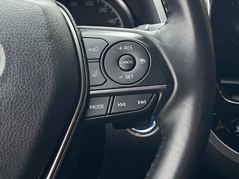 2024 Toyota Camry Hybrid SE