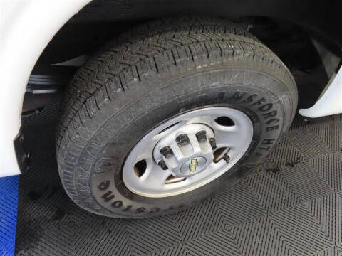 2022 Chevrolet Express 2500