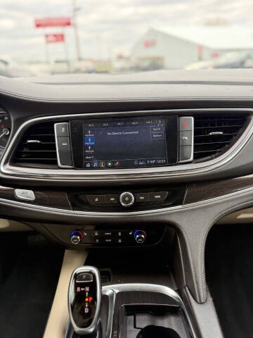 2021 Buick Enclave Essence