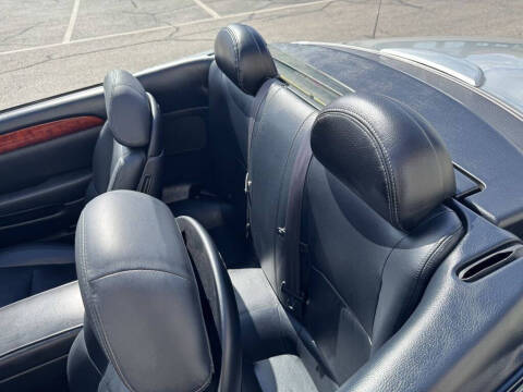 2004 Lexus SC 430