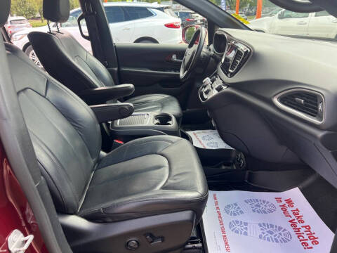 2020 Chrysler Pacifica Touring L Plus