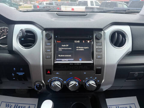 2017 Toyota Tundra SR5