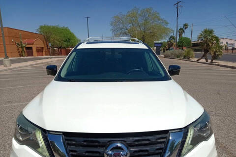 2017 Nissan Pathfinder Platinum