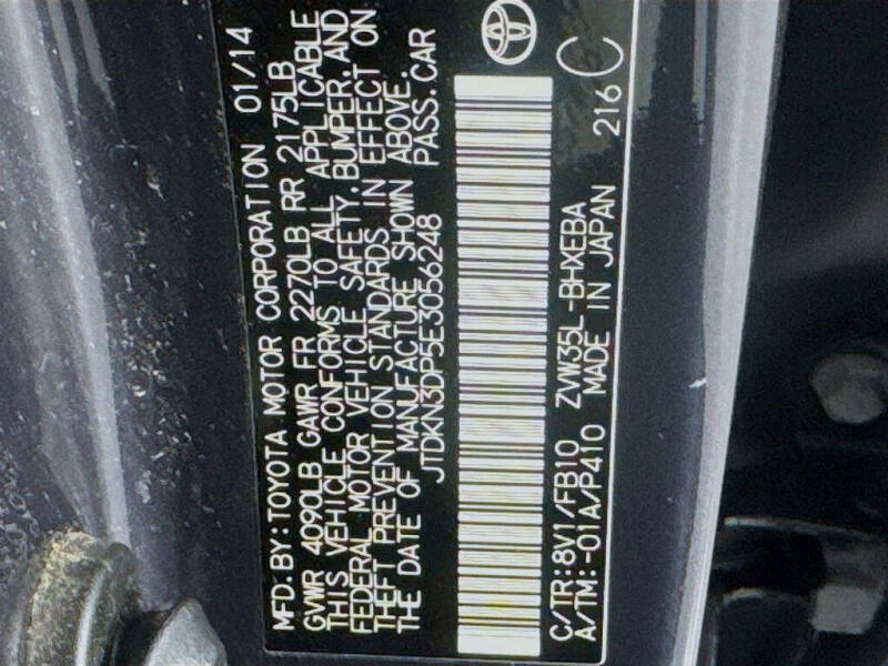 2014 Toyota Prius Plug-in Hybrid Advanced