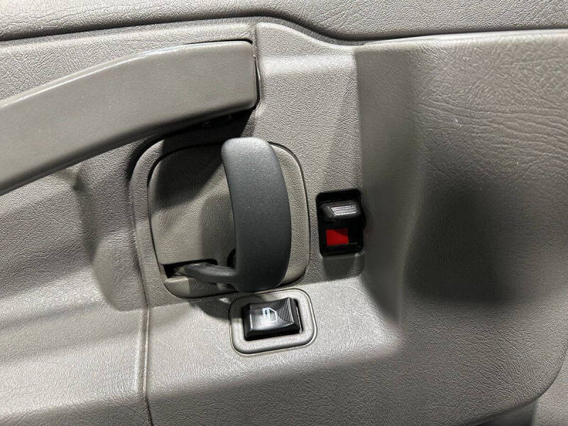 2020 GMC Savana 2500
