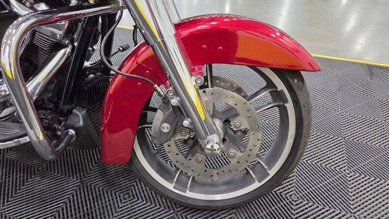 2017 Harley-Davidson FLH