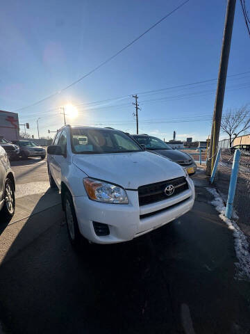 2011 Toyota RAV4 for sale at Victoria Auto LLC in Sioux Falls SD