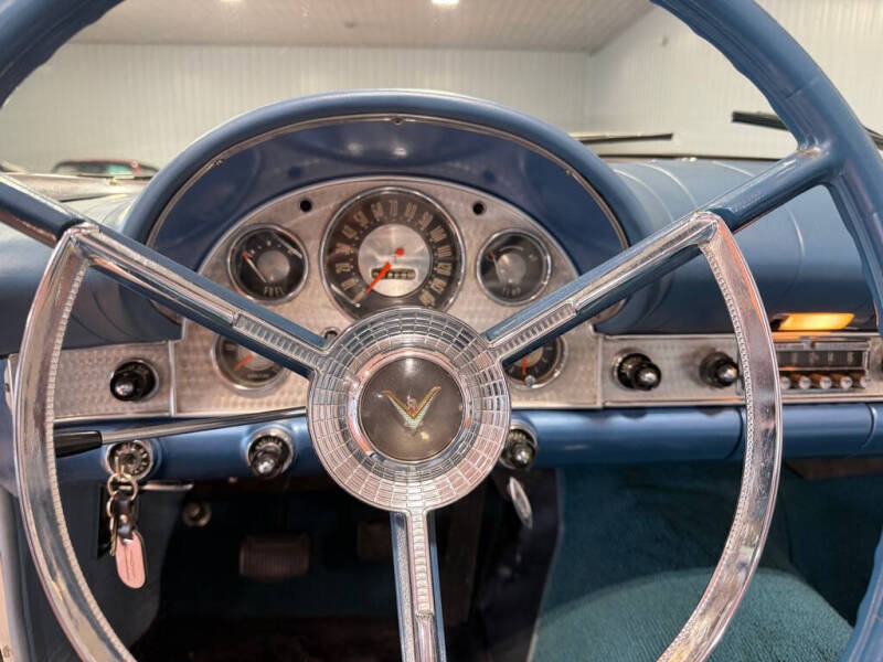 1957 Ford Thunderbird