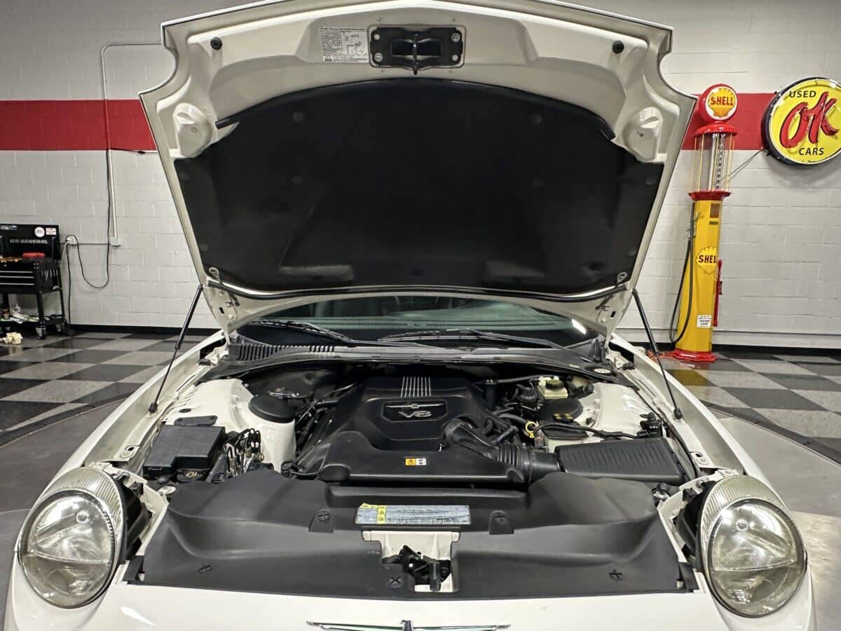 2003 Ford Thunderbird 27
