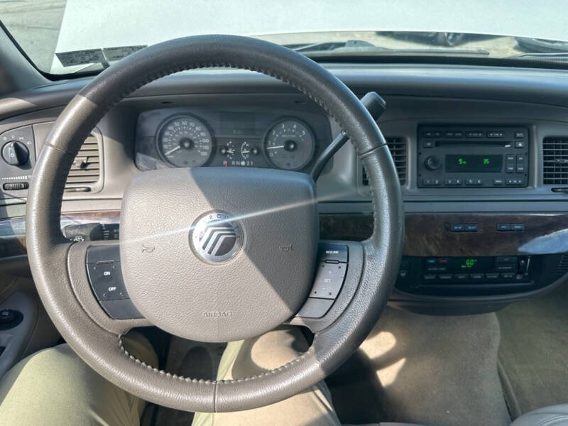 2011 Mercury Grand Marquis LS