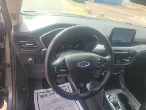 2020 Ford Escape SEL