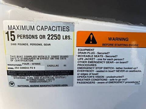 2001 Four Winns FUNSHIP 254