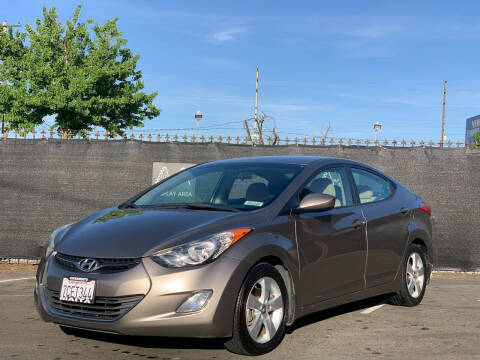 2013 Hyundai Elantra for sale at Autoaffari LLC in Sacramento CA