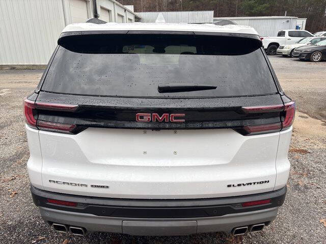 2024 GMC Acadia Elevation
