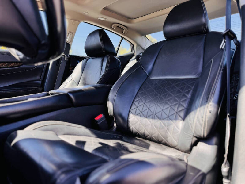 2016 Nissan Maxima Platinum