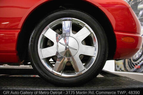 2002 Ford Thunderbird Deluxe