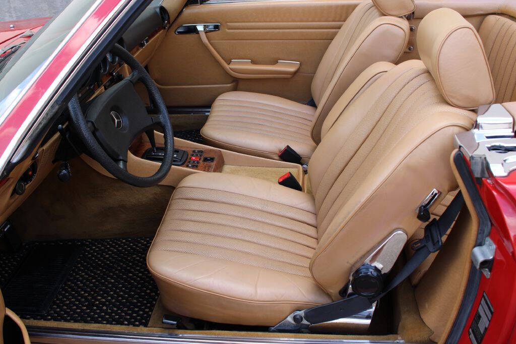 1985 Mercedes-Benz 500-Class 8