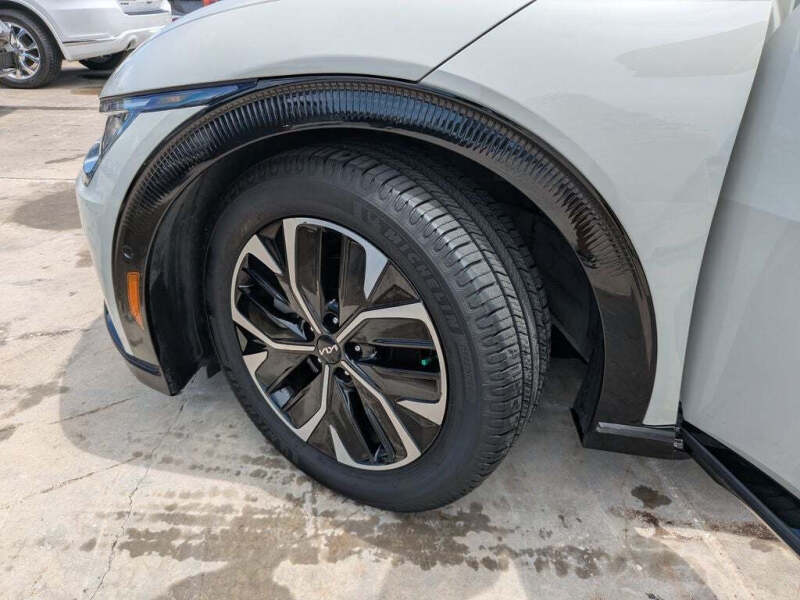 2022 Kia EV6 Wind