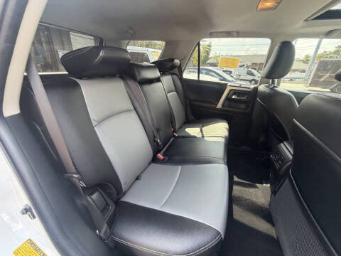 2017 Toyota 4Runner SR5 Premium
