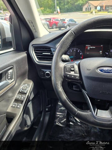 2021 Ford Escape SE