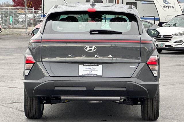 2026 Hyundai Kona SE