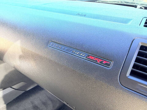 2009 Dodge Challenger SRT8