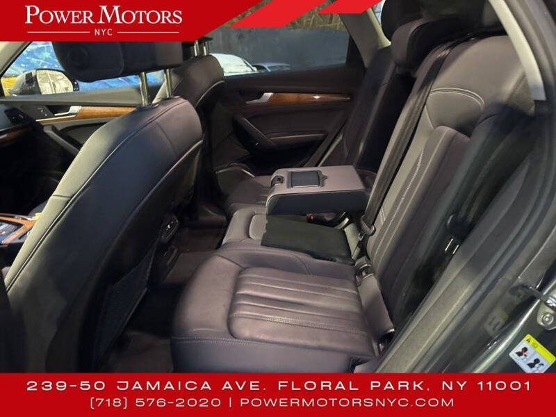 2022 Audi Q5 quattro S line Premium 45 TFSI